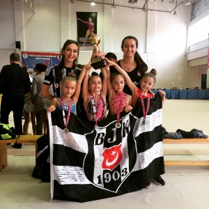 Juniour Beşiktaş rhythmic gymnasts lead their division 