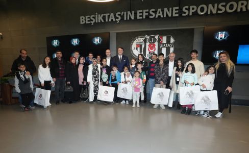 Beşiktaş Chairman Hasan Arat gets together with earthquake-victim children 