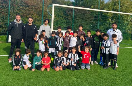 Beşiktaş Soccer School in Belgium opens its doors