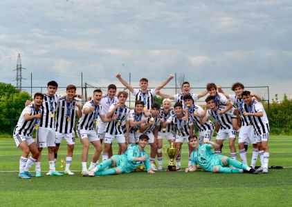 Beşiktaş Artaş U17s win international Kosova tournament 