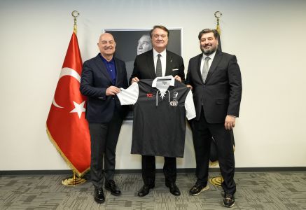 Çağatay Özdoğru and İhsan Bayülken visit Beşiktaş JK 