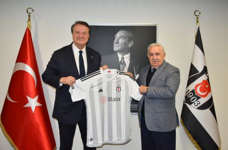 The Founder of Final Schools İhsan Özen visits Beşiktaş 