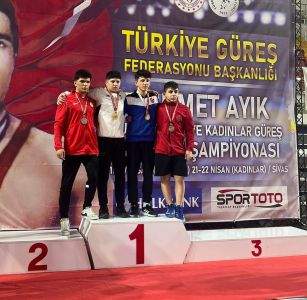 Beşiktaş wrestler Yiğit Purcu wins gold at U-15 Turkish Wrestling Championships 
