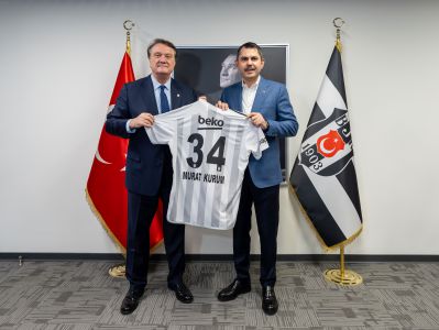 Nominee for Mayor of Istanbul Murat Kurum visits Beşiktaş 