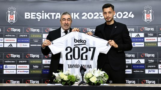 Tayyip Talha Sanuç renews contract with Beşiktaş 