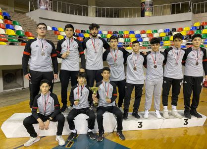 Beşiktaş U-17 wrestling team capture Istanbul Championships team title