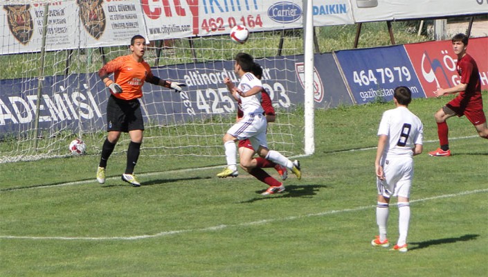 U-14 Akademi Takımımız Finalde