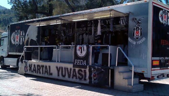 Kartal Yuvası Tırımız Balıkesir'de