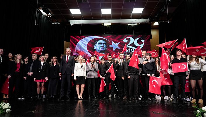 29 Ekim Cumhuriyet Bayramı, BJK-KABATAŞ VAKFI Okulları’nda Düzenlenen Törenle Kutlandı