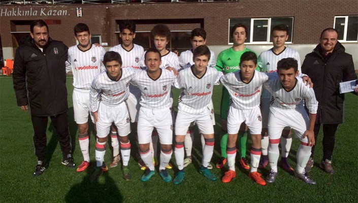 Beşiktaş:10 İstanbulspor:1 (U-15)