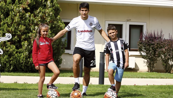 Necip Uysal: 'Güzel günler göreceğiz'