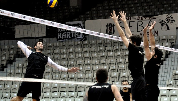 Erkek Voleybol Takımımız Taktik Çalıştı 