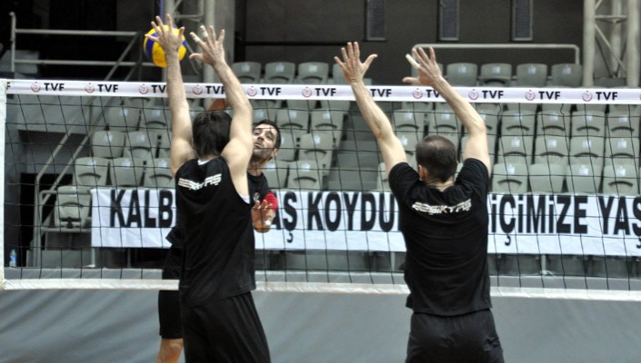 Erkek Voleybol Takımımızda Galatasaray Maçı Hazırlıkları Devam Ediyor