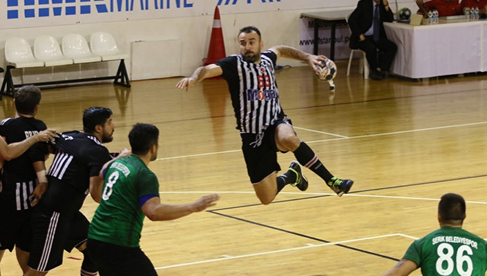 Parkede Rakip Aziziye Bld. Spor 