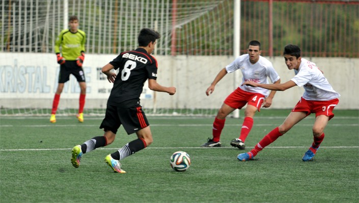 Beşiktaş:3 Dardanelspor:0 (U-16)