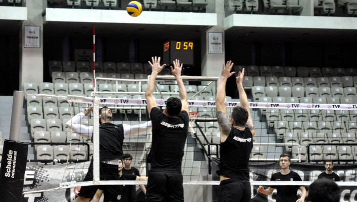 Erkek Voleybol Takımımızda Halkbank Maçının Hazırlıkları Devam Ediyor