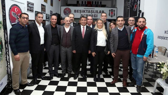 Küçükçekmece Beşiktaşlı Taraftarlar Derneği ‘Spor ve Belediye’ Konulu Panelde Bir Araya Geldi