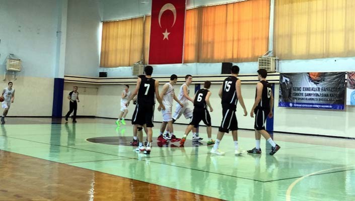 Beşiktaş:56  Tofaş:76 (Genç Erkek Türkiye Şampiyonası)