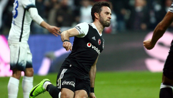 Gökhan Gönül: ‘Gol attığım için mutluyum’