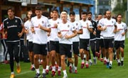 Futbol Takımımız, SAİ Kayseri Erciyesspor Maçı Öncesi Yürüyüş Yaptı