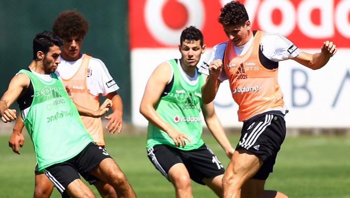 Ufuk Pak'tan Şile ve Kartal-Topselvi Futbol Okullarımıza Ziyaret