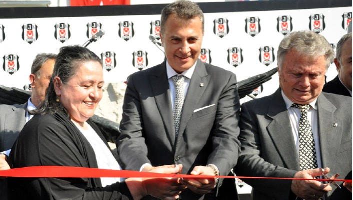 Hakkı Yeten Futbol Altyapı Tesisleri’nin Açılış Töreni Yapıldı