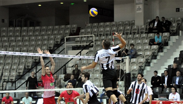 Erkek Voleybol Takımımızının Play-Off Maçları Başlıyor