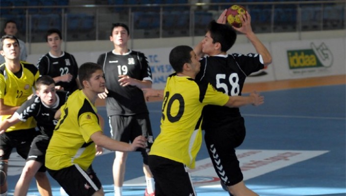Yıldız Hentbol Takımımız İkinci Oldu