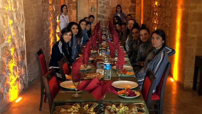 Nusaybin Gençlik Spor’dan Kadın Futbol Takımımıza Dostluk Yemeği