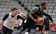 Anadolu Efes Maçı Hazırlıkları Devam Ediyor 