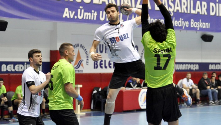 Beşiktaş Mogaz:43 Serik Belediyespor:24