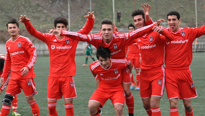 İstanbulspor A.Ş.:0 Beşiktaş:4 (U-14)