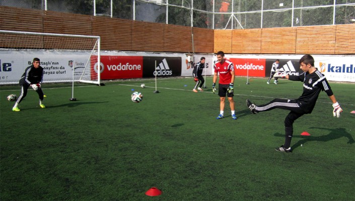 Jose Sambade Altyapı Kalecilerimizle Özel Antrenman Yaptı