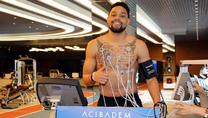 Scottie Reynolds Sağlık Kontrolünden Geçti