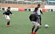 Serdar Topraktepe, U-14 Akademi Takımımızın Oyuncularıyla Bir Araya Geldi