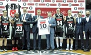 Kadın Basketbol Takımımız'ın Yeni Forma Sırt Sponsoru Faruk Güllüoğlu