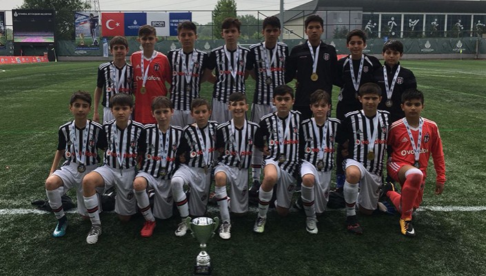 U-12 Akademi Takımımız, İBB Futbol Akademi Turnuvası’nda 2. Oldu