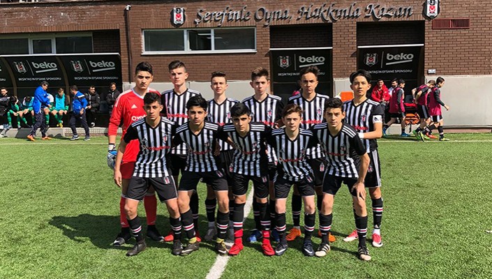 Beşiktaş:3 Bursaspor:1 (U-14)