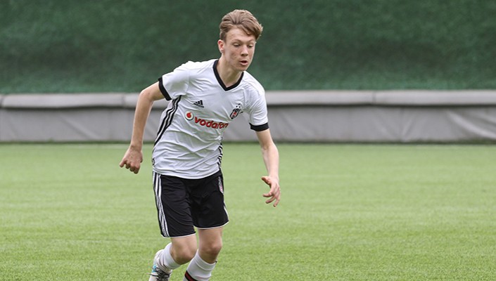 Beşiktaş:1 M. Başakşehir:1 (U-15)