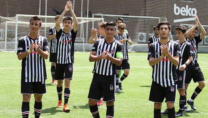 Beşiktaş:5  Sivasspor:1 (U-17)
