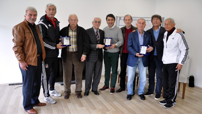 Unutulmaz Oyuncularımız Antrenörlerimizle Buluştu