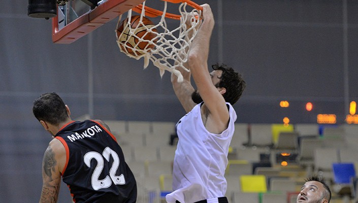 Muratbey Uşak:73  Beşiktaş Sompo Japan:69