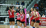 Beşiktaş claim  four-set victory at home