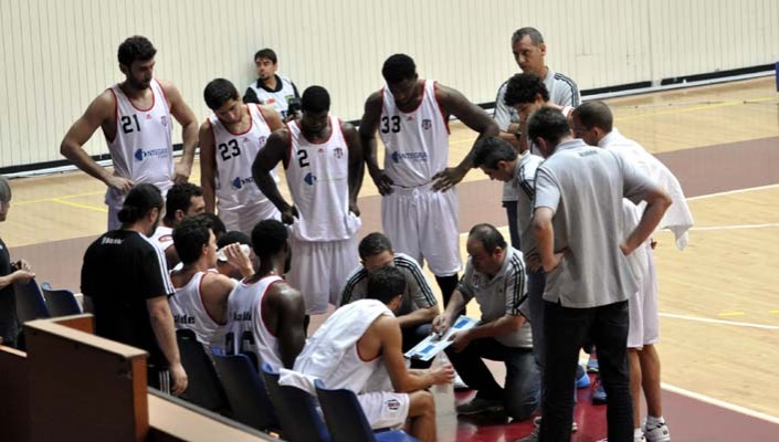 Beşiktaş İntegral Forex:81  Pınar Karşıyaka:85