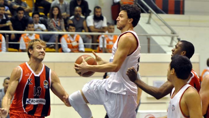 Rönesans TED Ankara Kolejliler:59  Beşiktaş İntegral Forex:68