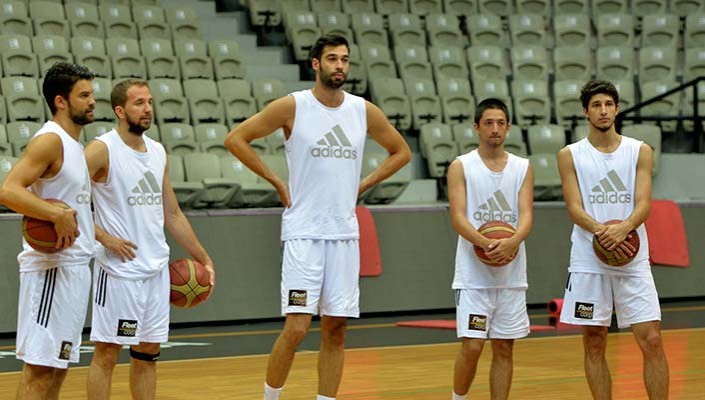 Erkek Basketbol Takımımız Sezonu Açtı 