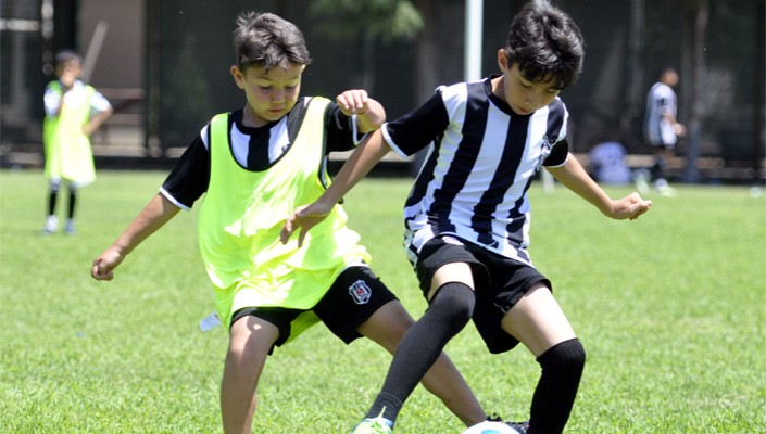 Futbol Okullarımızın Yaz Kampı Devam Ediyor
