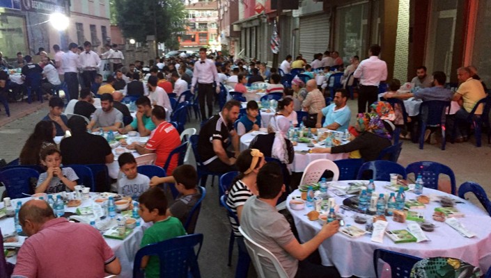 Arnavutköylü Beşiktaşlılar İftar Yemeğinde Buluştu