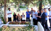 Cenk Koray’ı Kabri Başında Andık