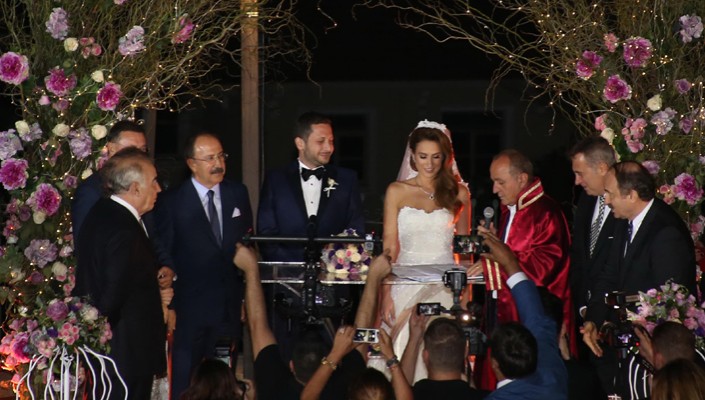 Başkanımız Fikret Orman, Teknik Direktörümüz Şenol Güneş’in Kızının Nikah Törenine Katıldı